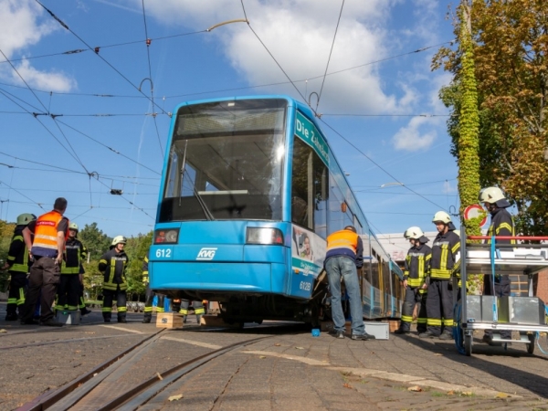 Sonderübung Straßenbahnunfall - 15.09.2018
